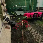 아파트 Garden House & Private House With Garden *