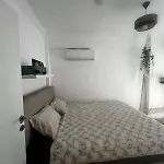 Garden House & Private House With Garden