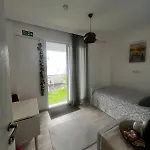 아파트 Garden House & Private House With Garden 페티예